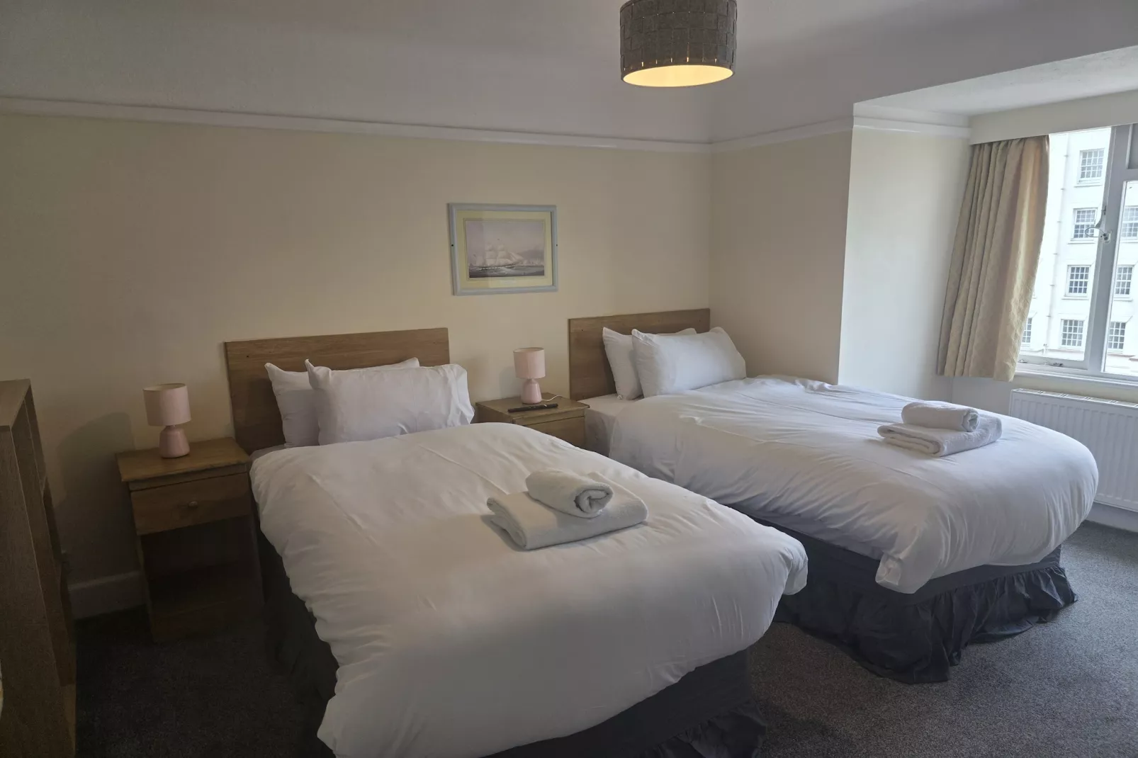 Russel Twin Room-Slaapkamer