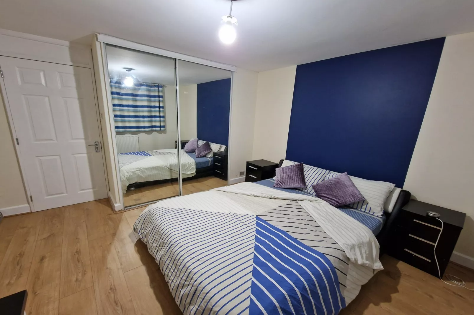 Snooze den Chalvey Double Room-Slaapkamer