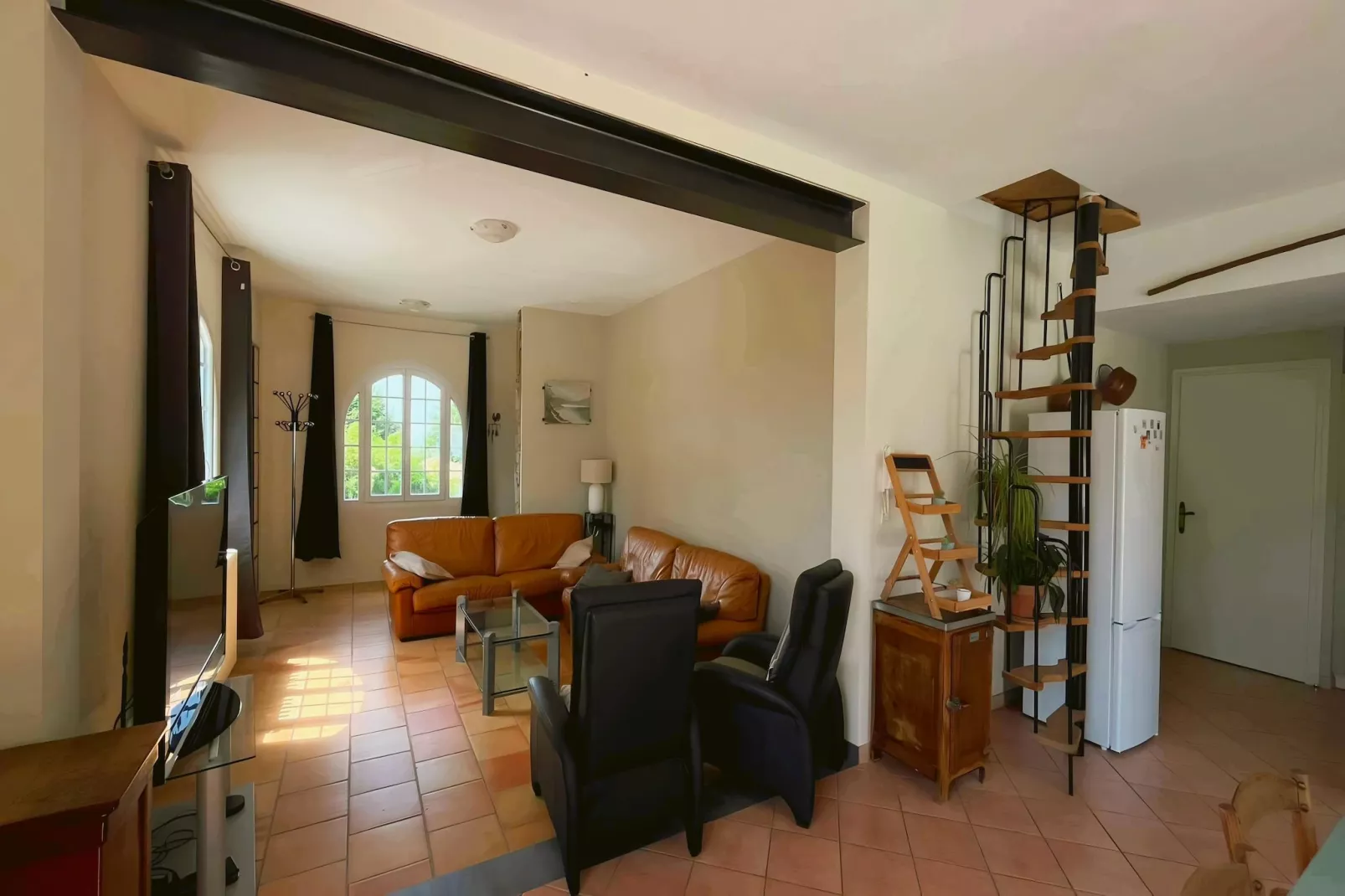 Villa avec piscine-Woonkamer