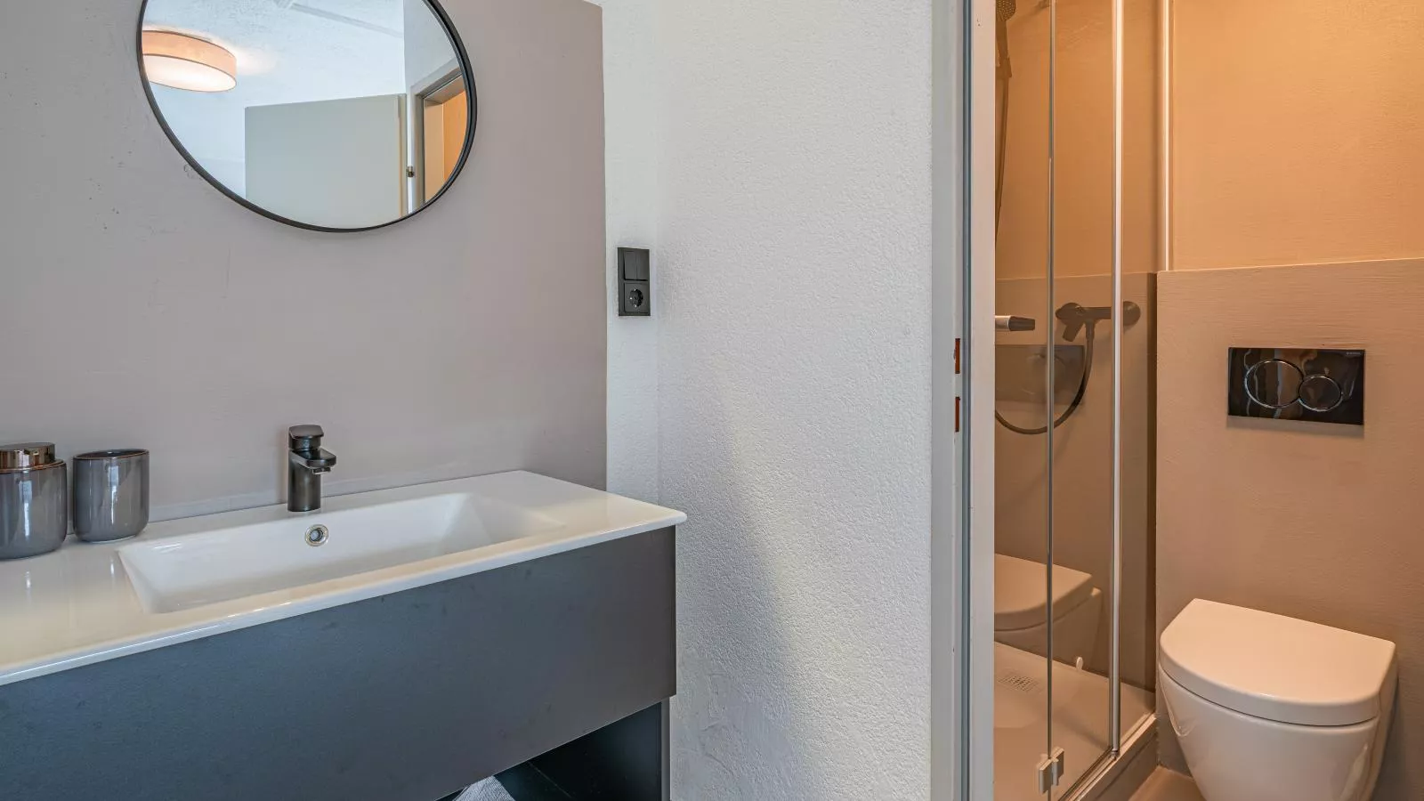 Haus Enn-Badkamer