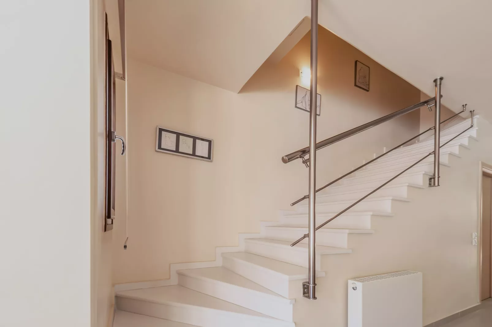Villa Paris-Overloop