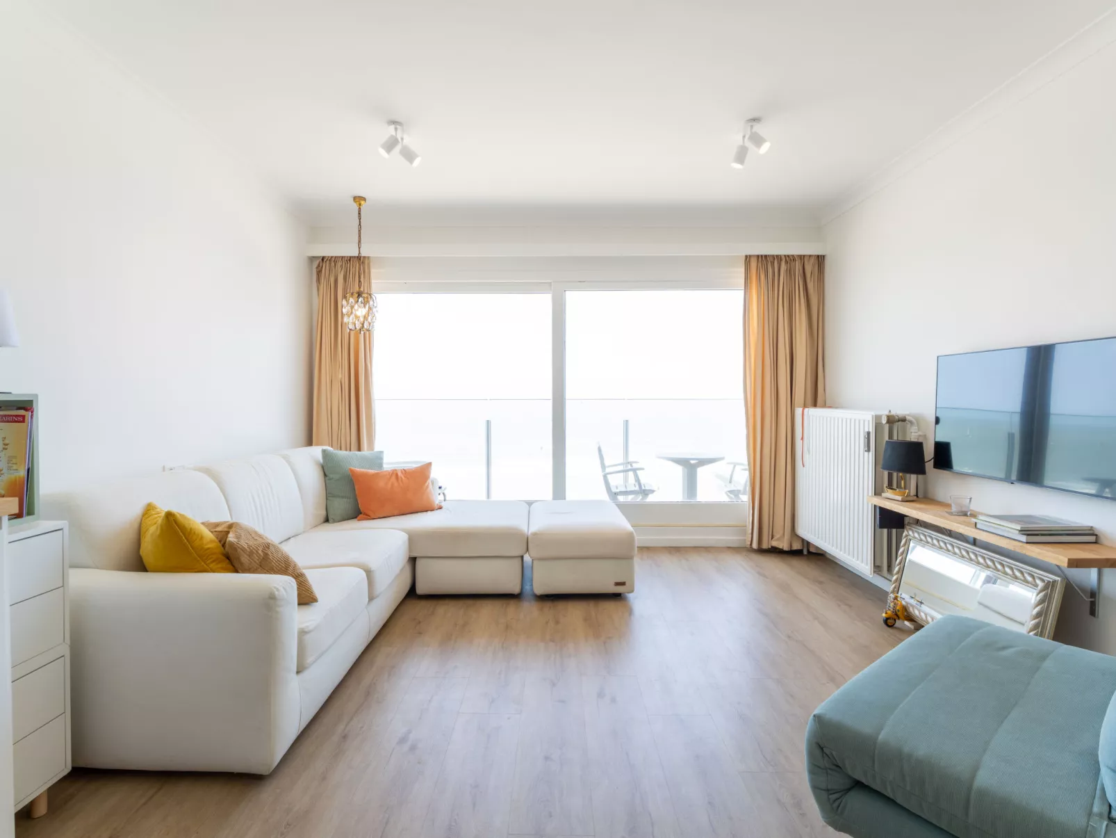 Westcliff I with seaview-Binnen