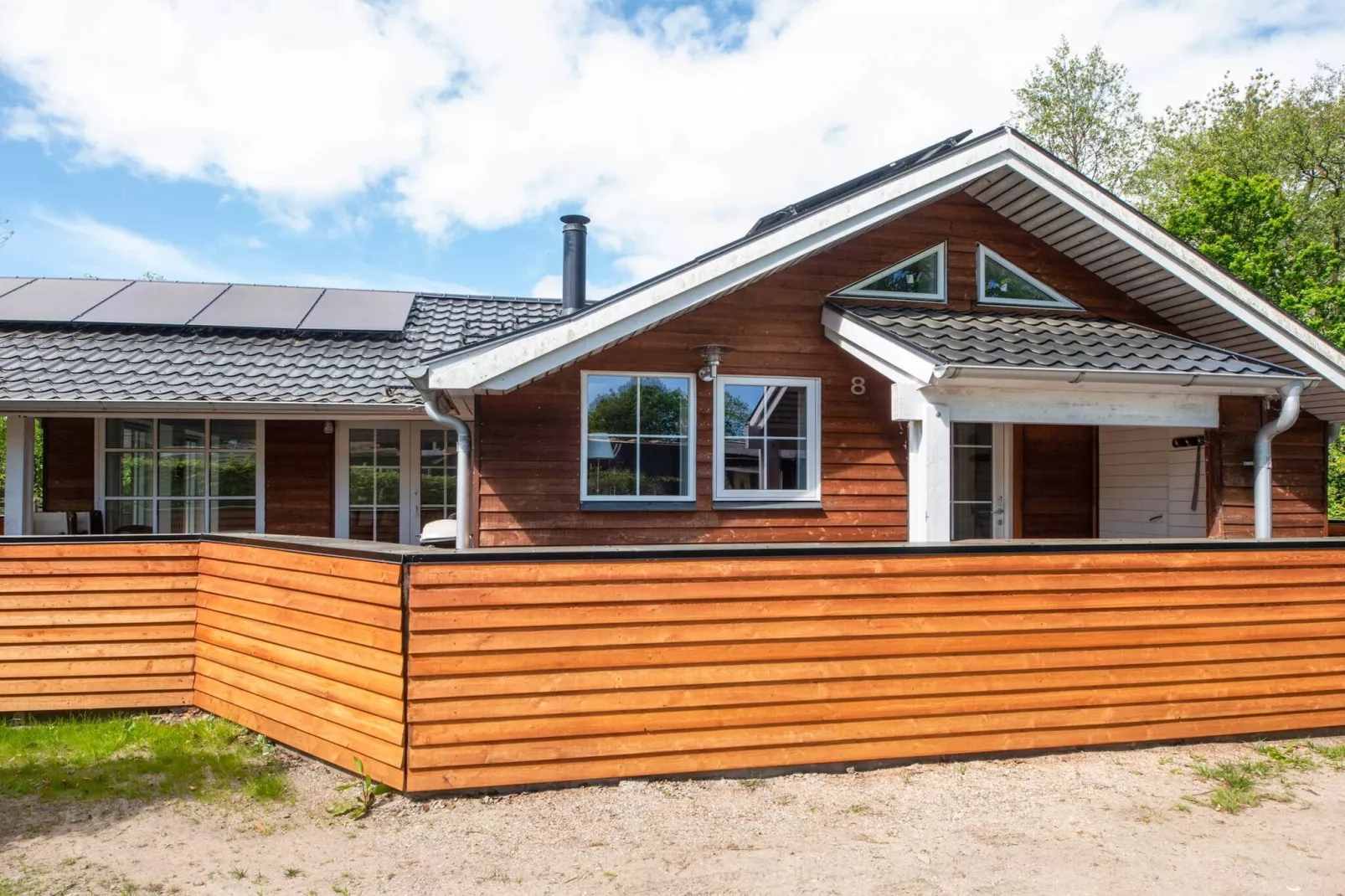 Betoverende Cottage met Whirlpool-By Traum-Uitzicht