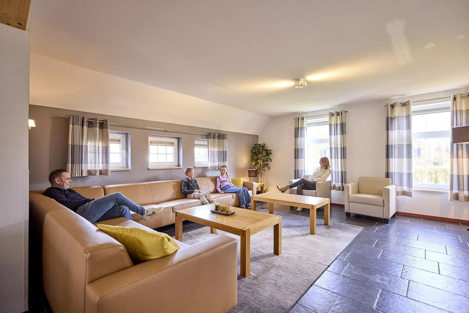 Buitenhof De Leistert 5 - Woonkamer