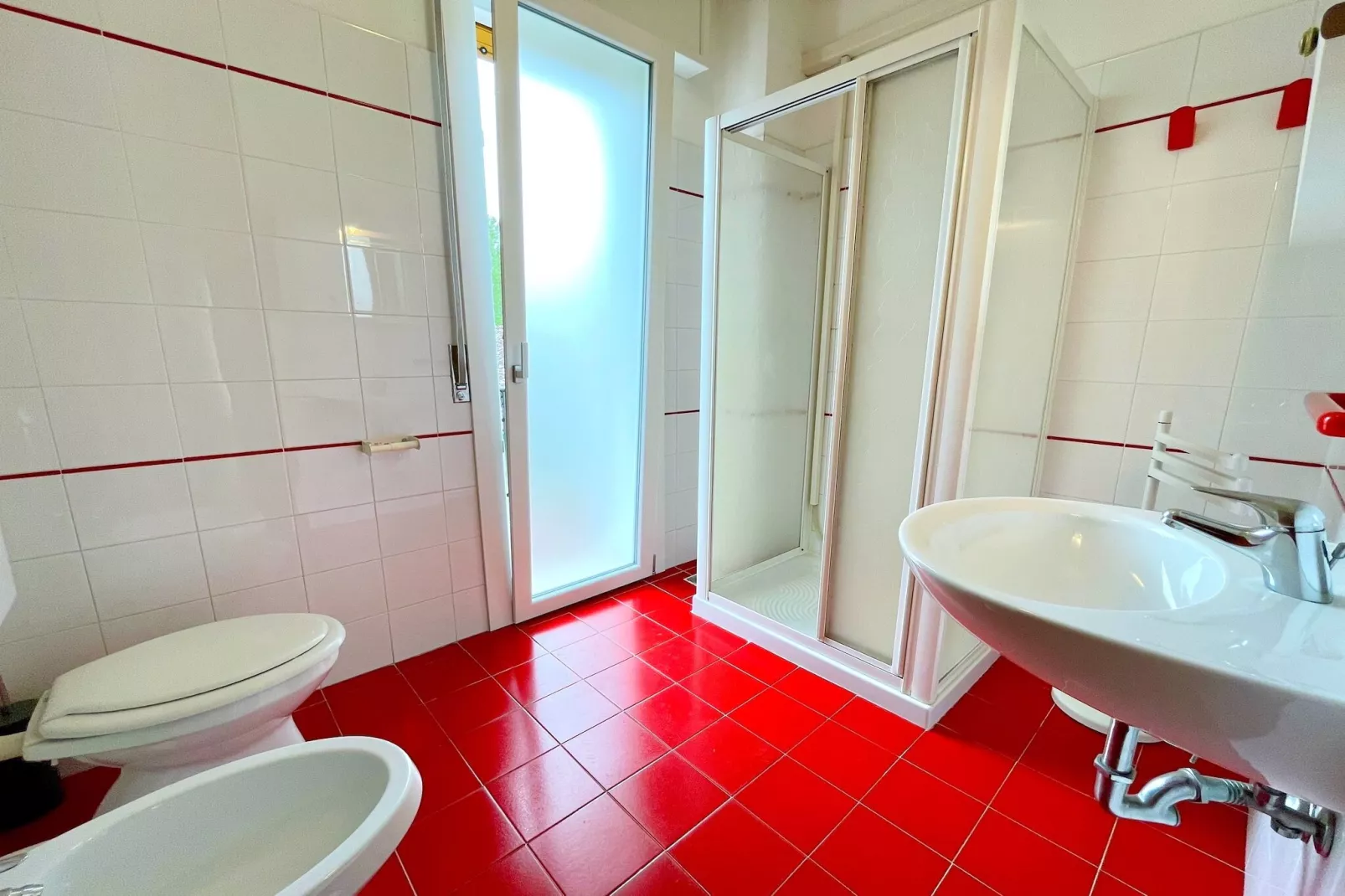 VILLA FABIENNE 26-Badkamer