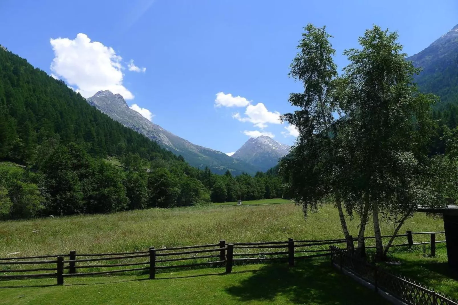 Chalet Sunstar kleine Wohnung-Gebieden zomer 20km