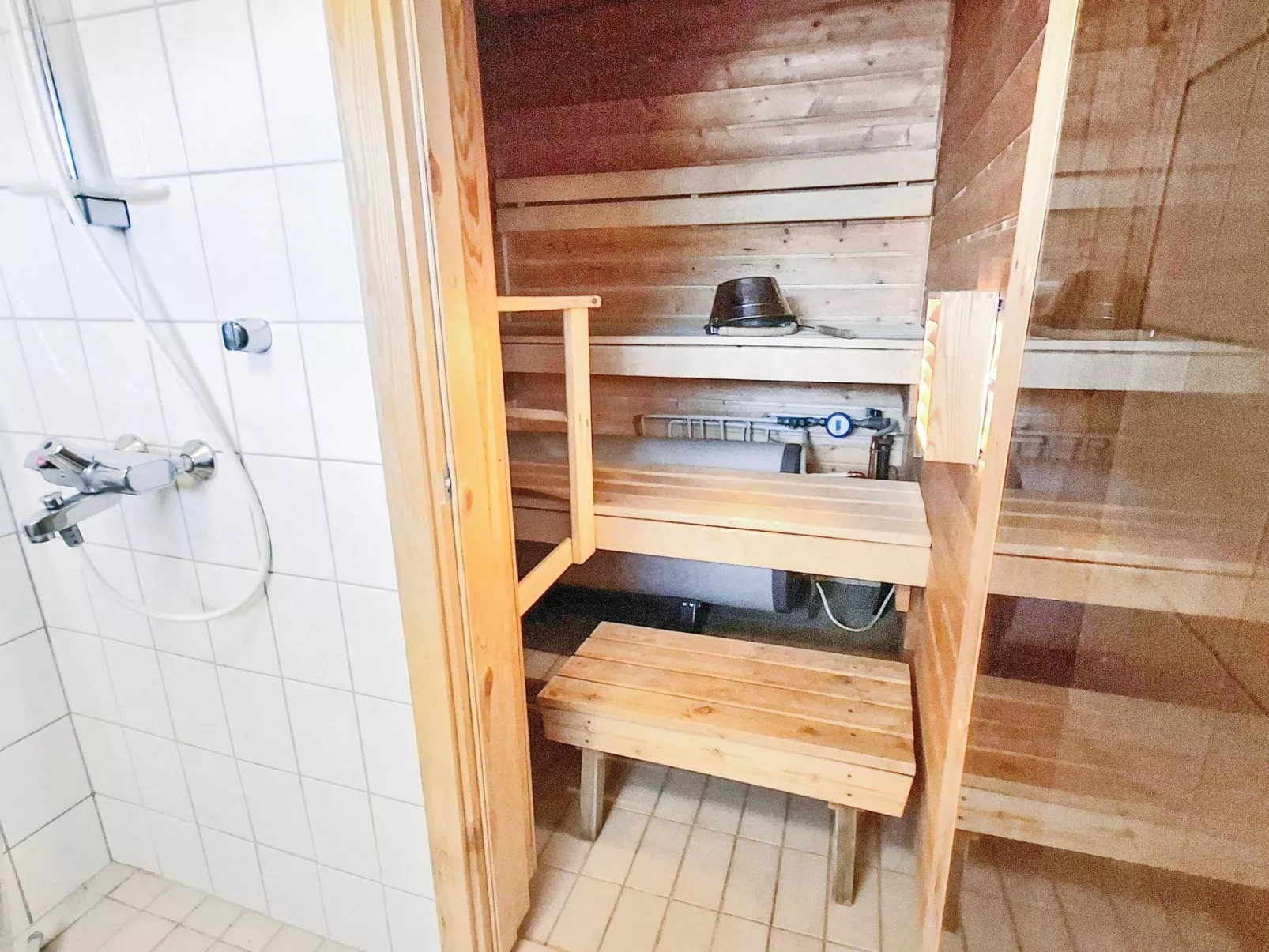 Alppi 7a paritalo-Binnen