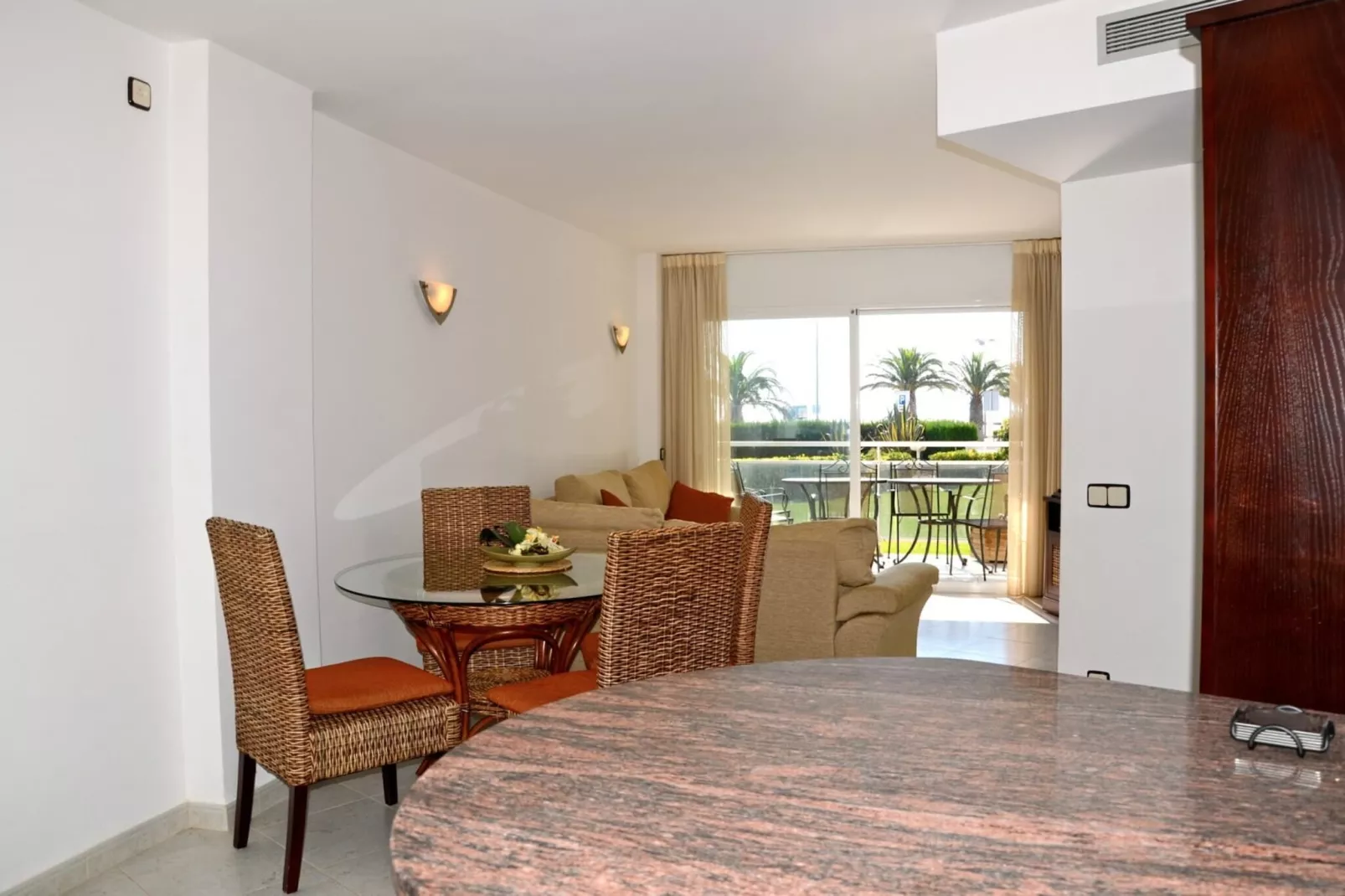 MEDES PLATJA BX-1-Woonkamer