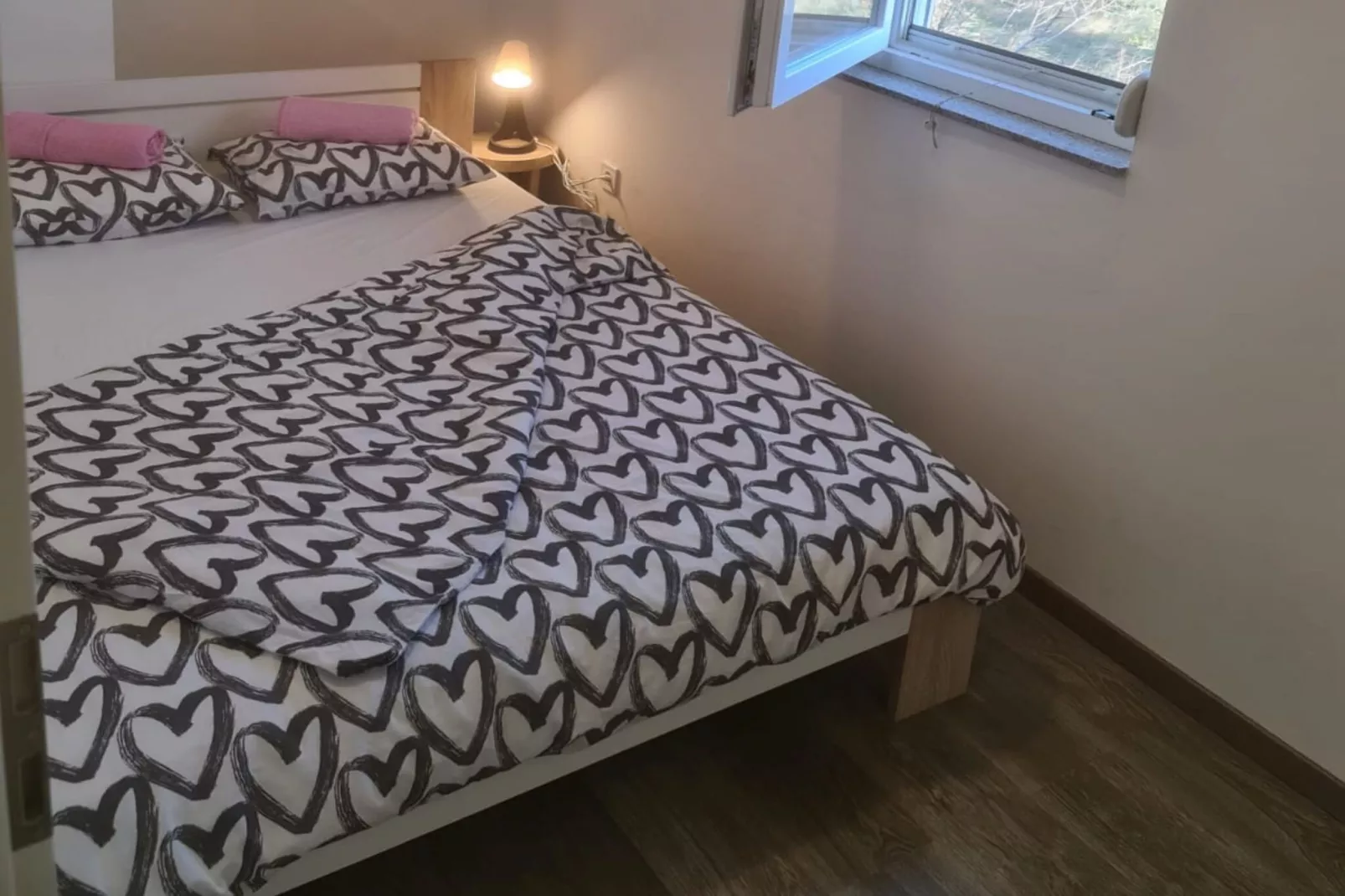 Apartments Rubbi - Two Bedroom Apartment with Terrace-Slaapkamer