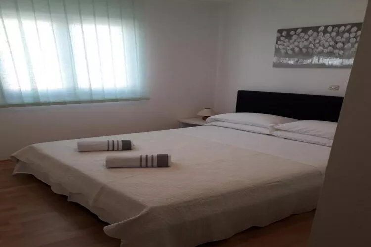 Apartments Mlikota - Two Bedroom Apartment with Terrace - A1 59671 1-Slaapkamer