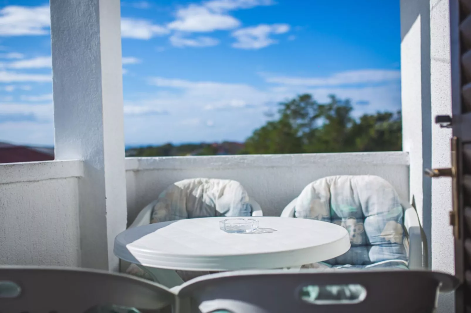 Apartments Jug - Standard Studio Apartment with Balcony and Sea View-Terrasbalkon