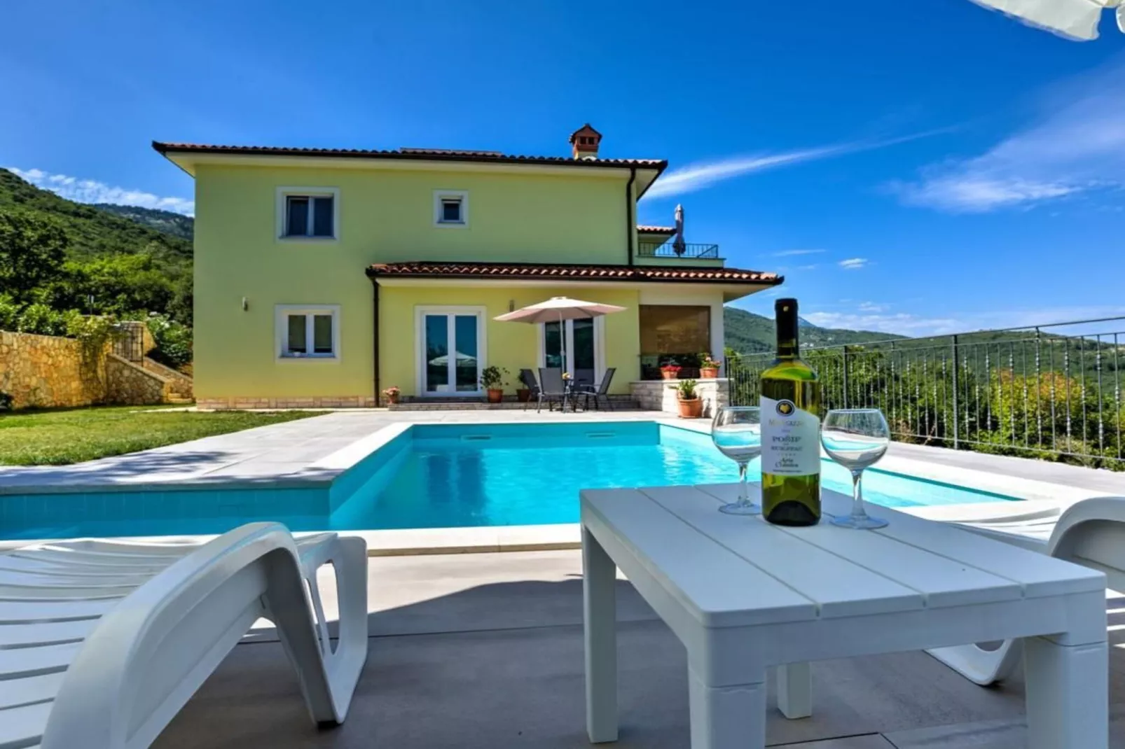 Wonderful Brsec Apartments with Sea View and Shared Pool - Comfort One Bedroom Apartment with Balcony and Sea Views 2-Buitenlucht