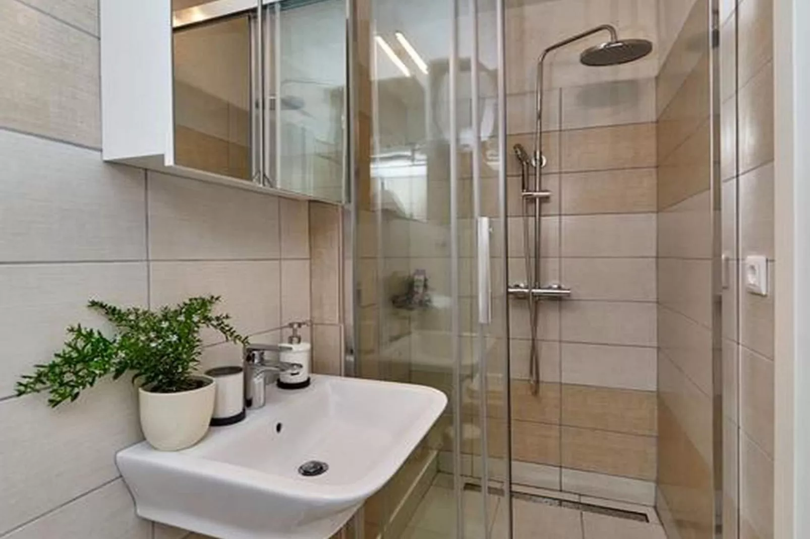 Two Bedroom Villa-Badkamer
