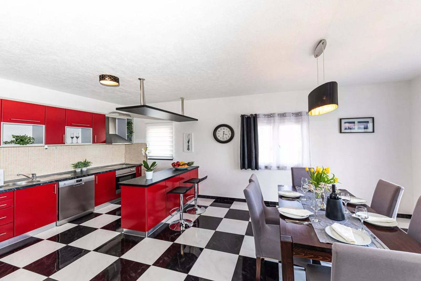 Exquisite Spacious Villa Bufaline with Pool and Gym - Eight Bedroom Villa with Pool and Gym-Keuken