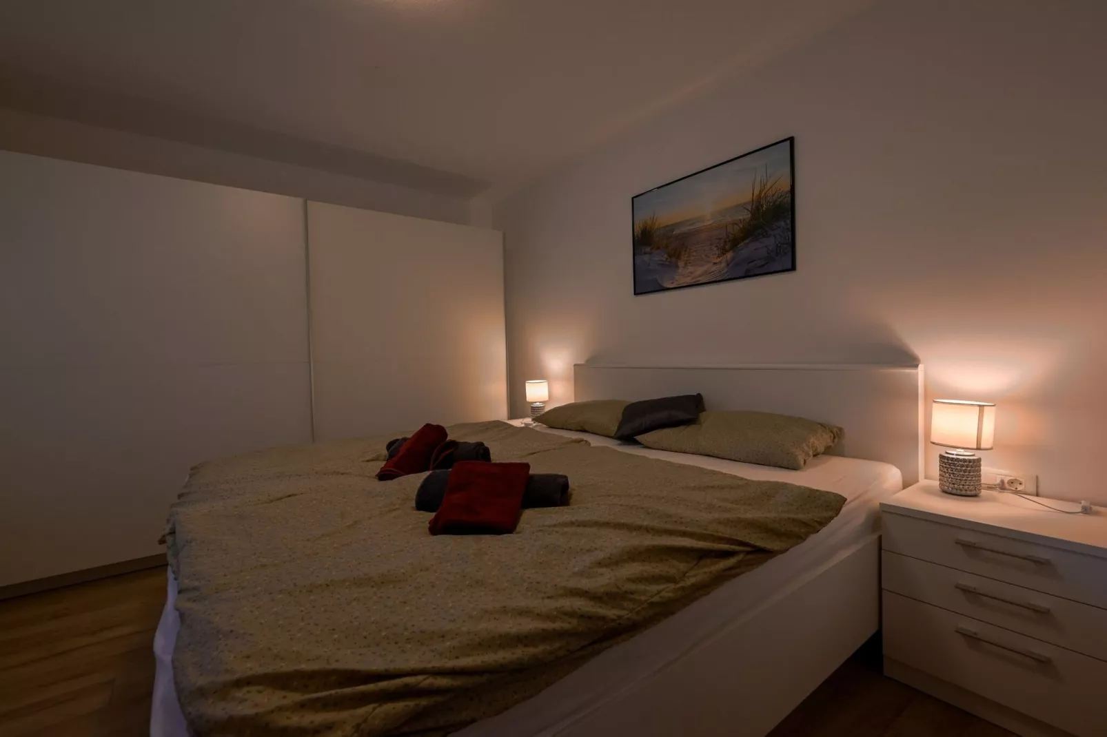 Rovinj Countryside Escape Holiday Home - Two Bedroom Holiday Home with Terrace-Slaapkamer