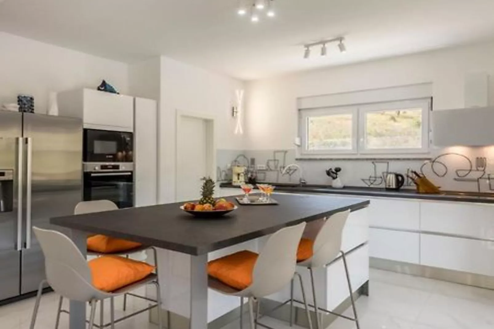 Modern & Stylish Villa with Private Pool - Four Bedroom Villa with Pool-Keuken