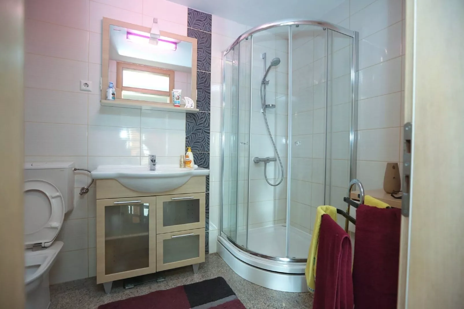 Villa Analena - One bedroom apartment 1-Badkamer