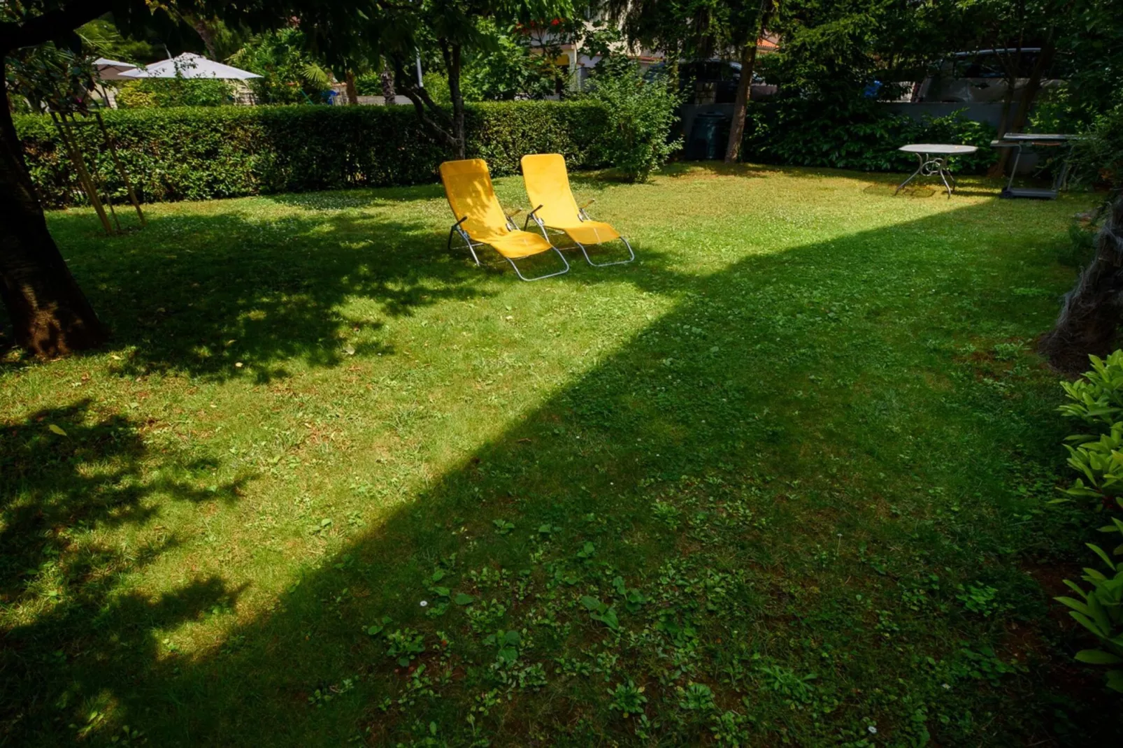 Apartments Alba - Two Bedroom apartment (Ines)-Tuinen zomer