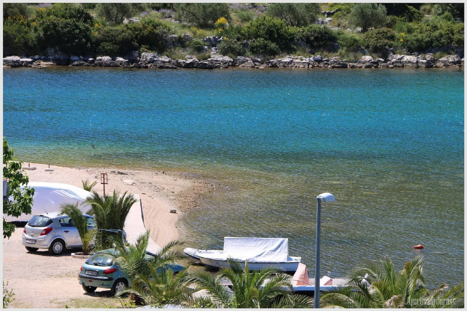 Apartments Juras - Studio Apartment with Balcony and Side Sea View (Tea)-Sfeer