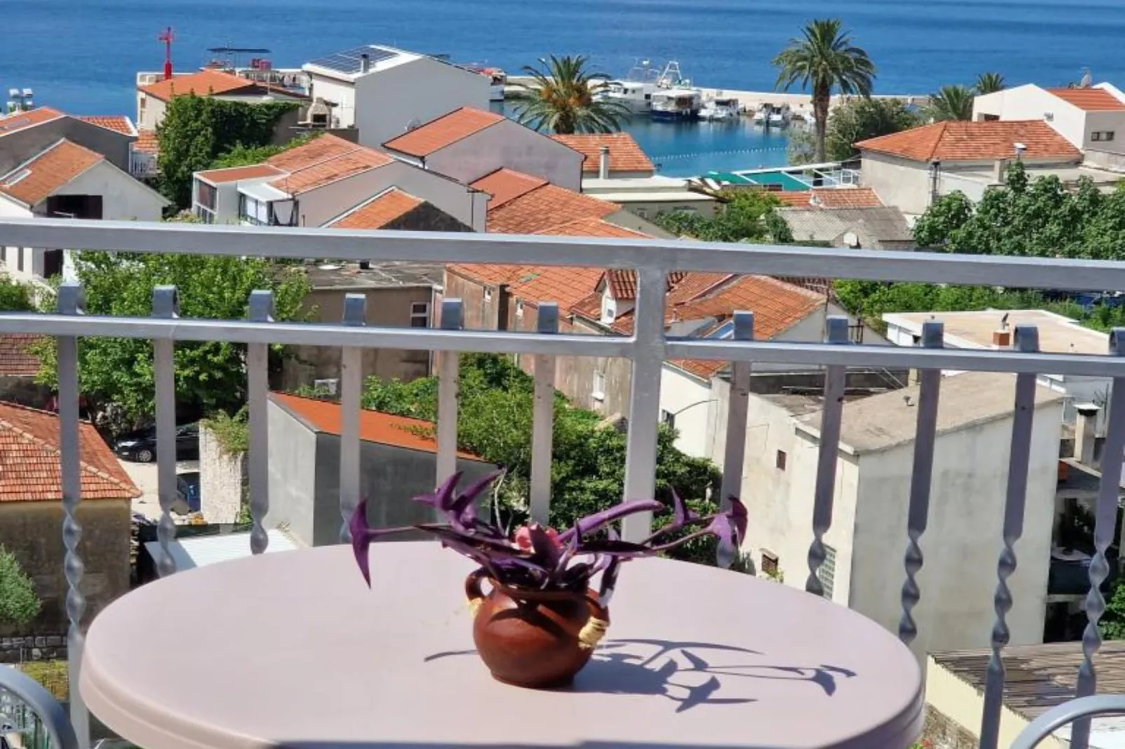 Two Bedroom Apartment with Terrace and Sea View 5-Terras