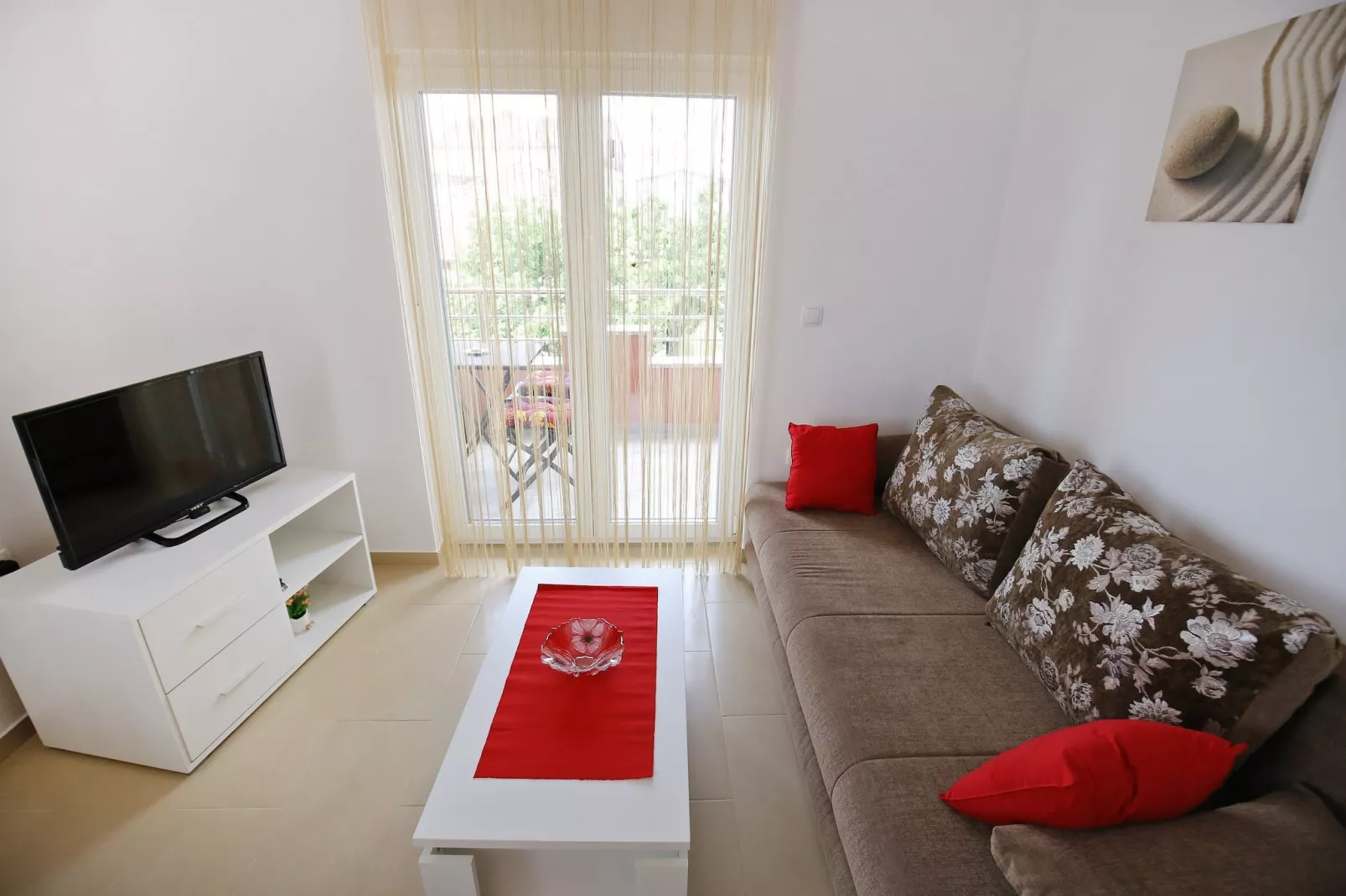 Apartments Kapetan - Comfort Studio Apartment with Terrace-Woonkamer
