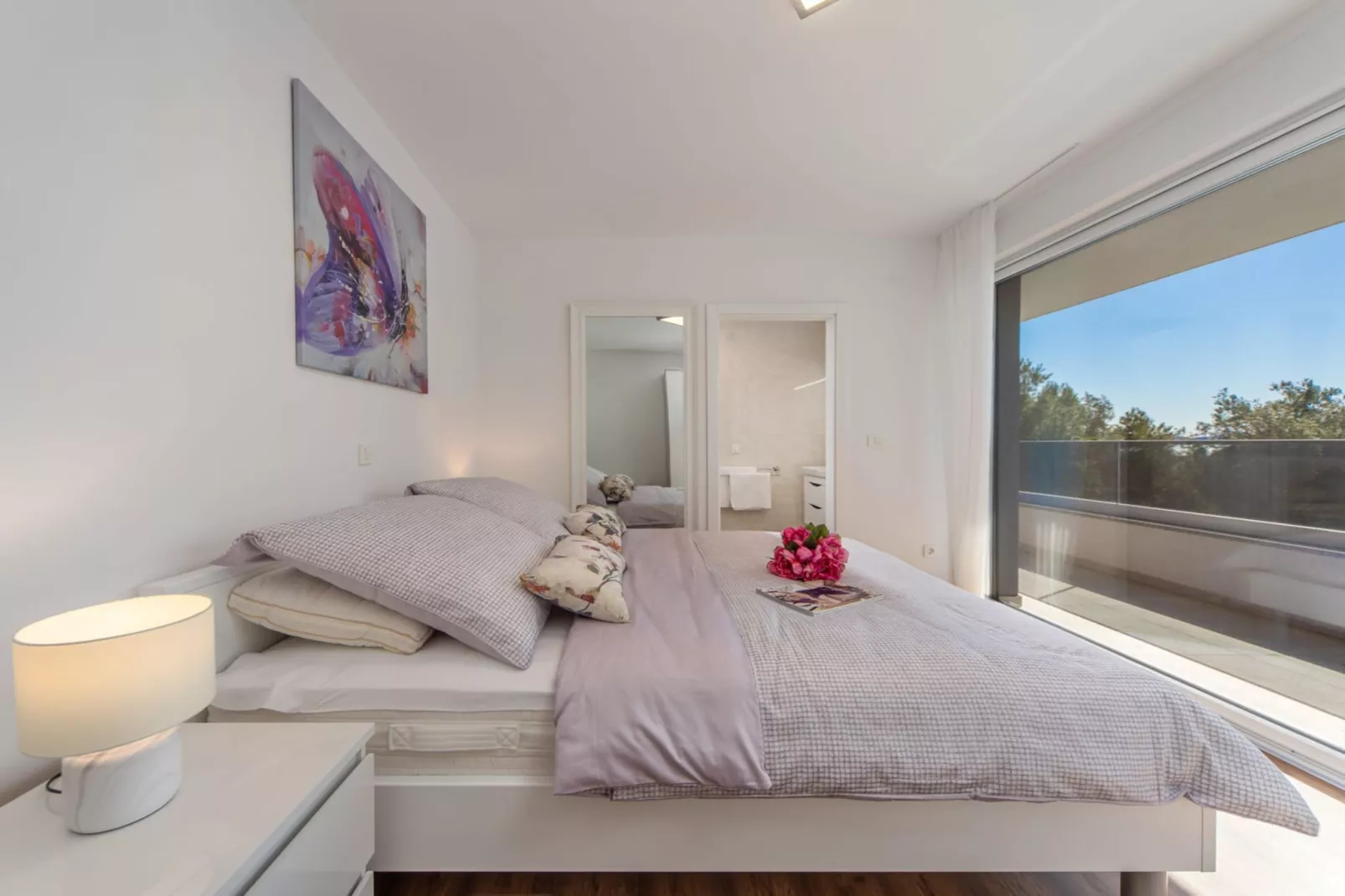 Villa Shaula -  Five Bedroom Holiday Home with Pool,Sauna and Gym-Slaapkamer