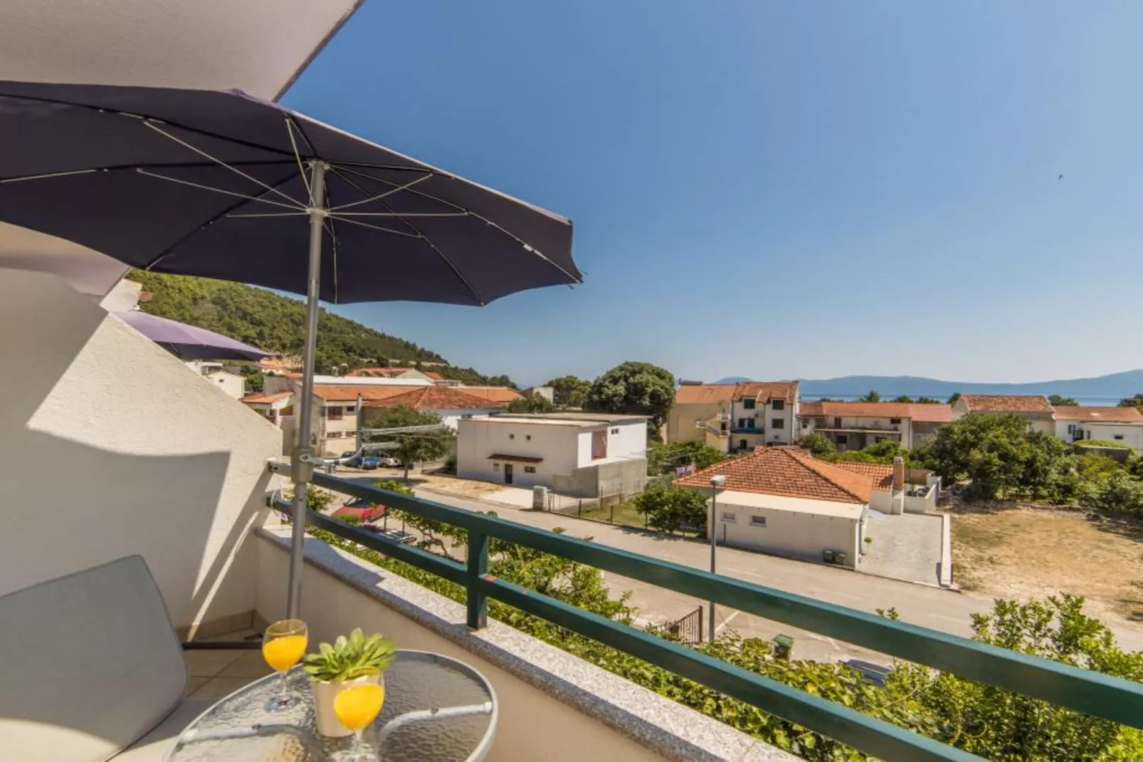 Apartments Nmn - Studio Apartment with Balcony 2-Terrasbalkon