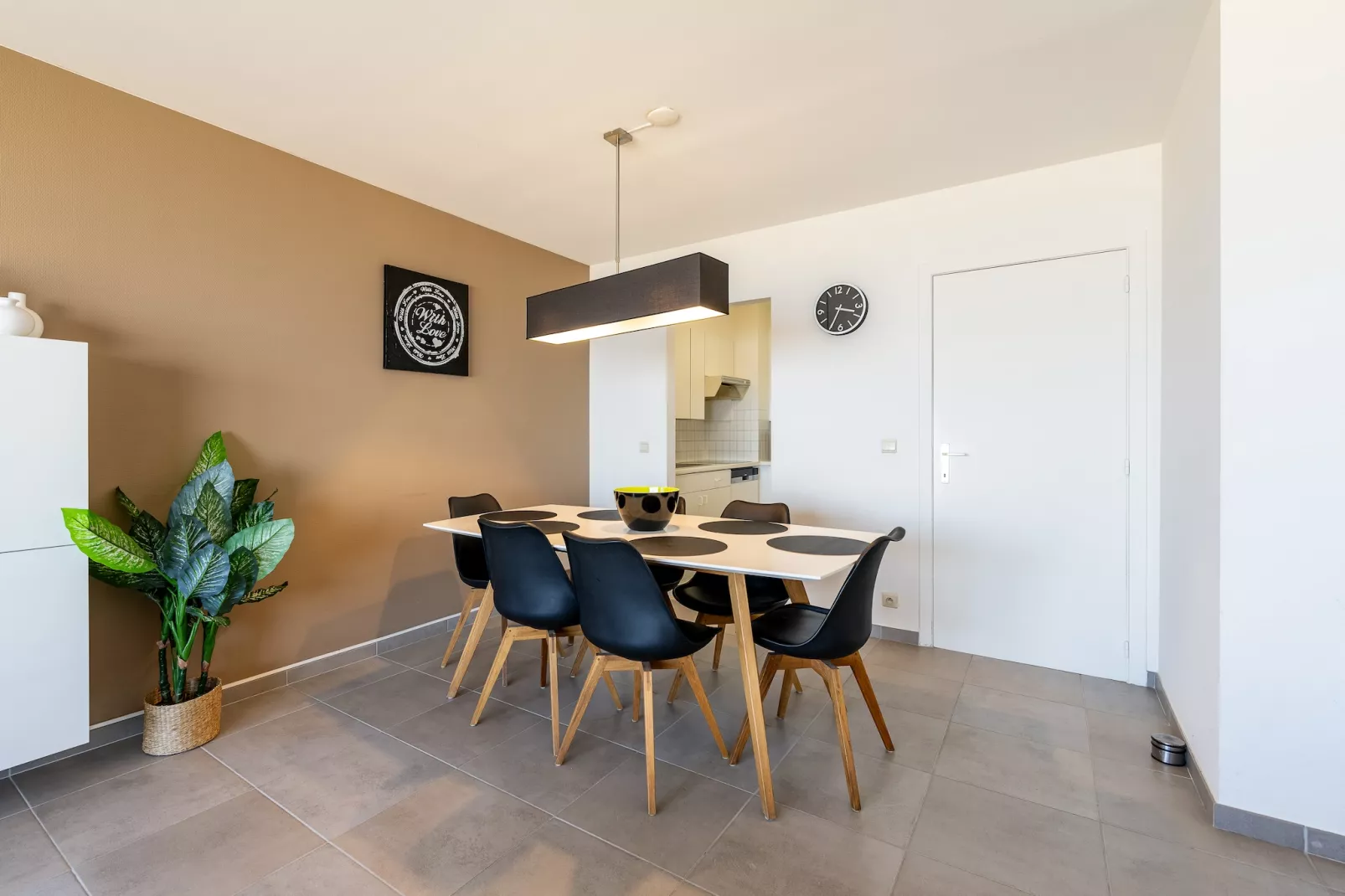 LECOMTE 7D-Eetkamer