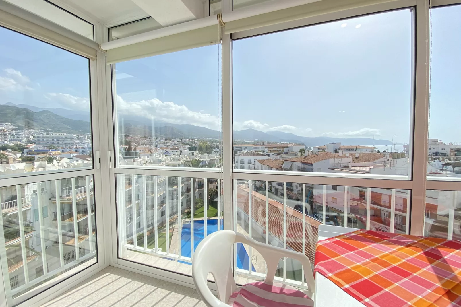 Coronado 73 Apartment by Casasol-Woonkamer
