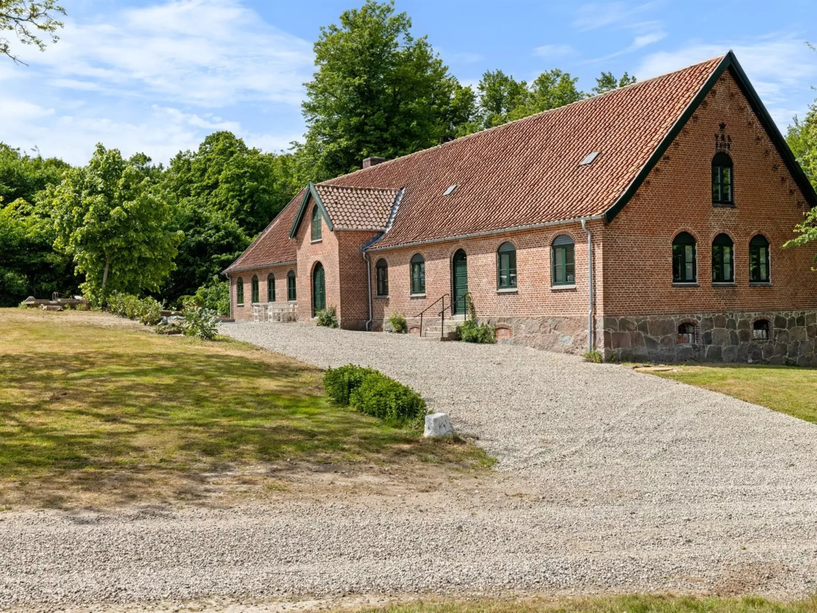 "Brun" - 1.5km from the sea-Buiten