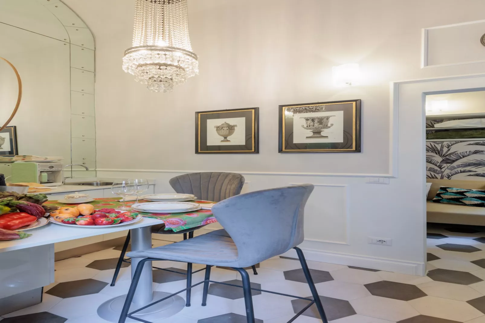 Busdraghi Studio,Stylish at Via Fillungo-Niet-getagd