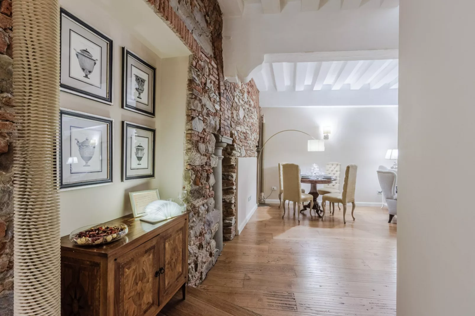 Casa di Lapo-Niet-getagd