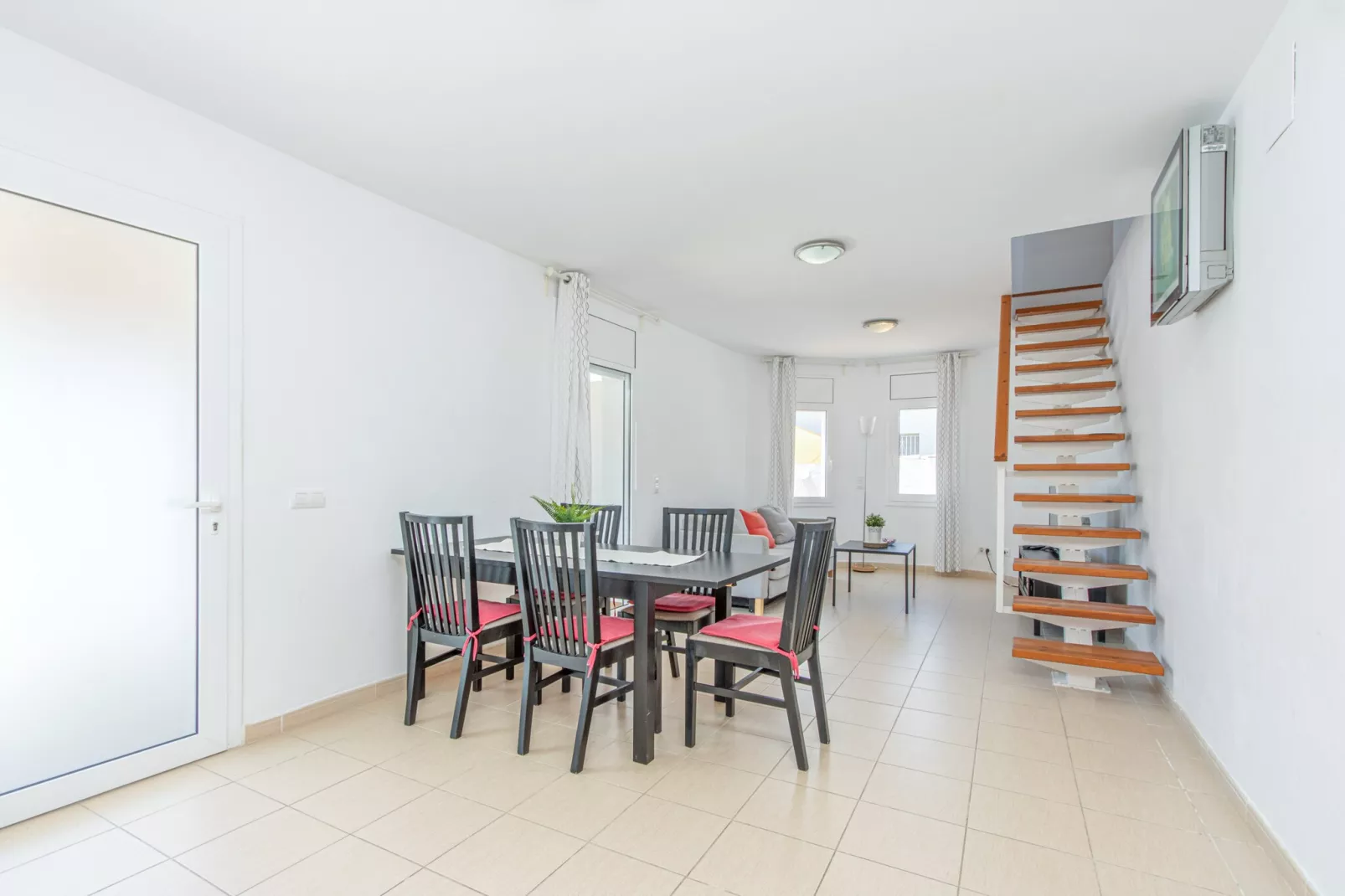 0005-ALBERES 201 C-Eetkamer