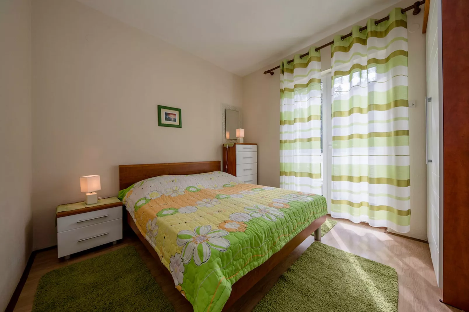 Apartments & Rooms Green Bay - Double Room with Balcony  (Room 4)-Slaapkamer
