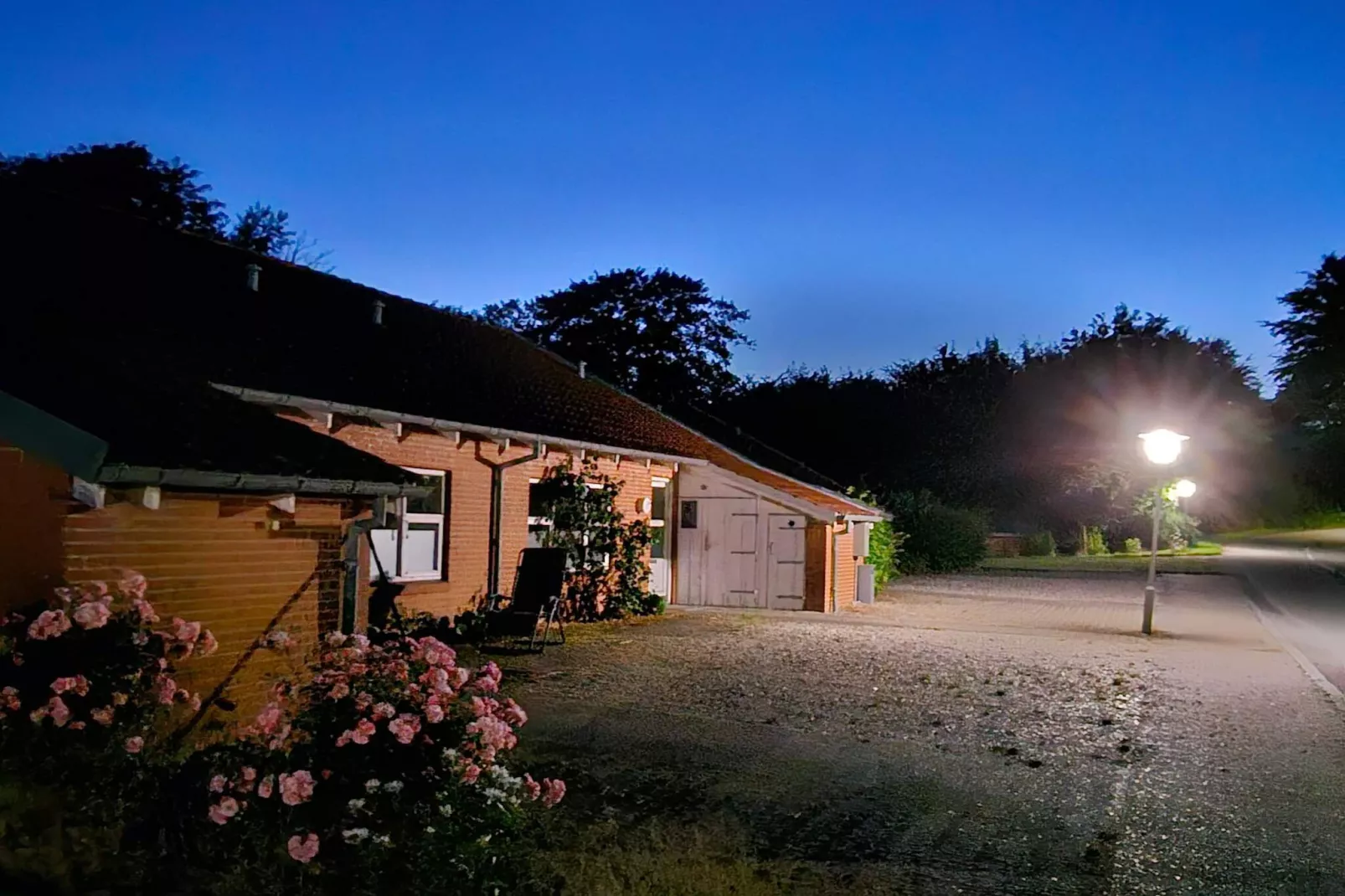 T1 Business enkeltværelsese-Buitenlucht