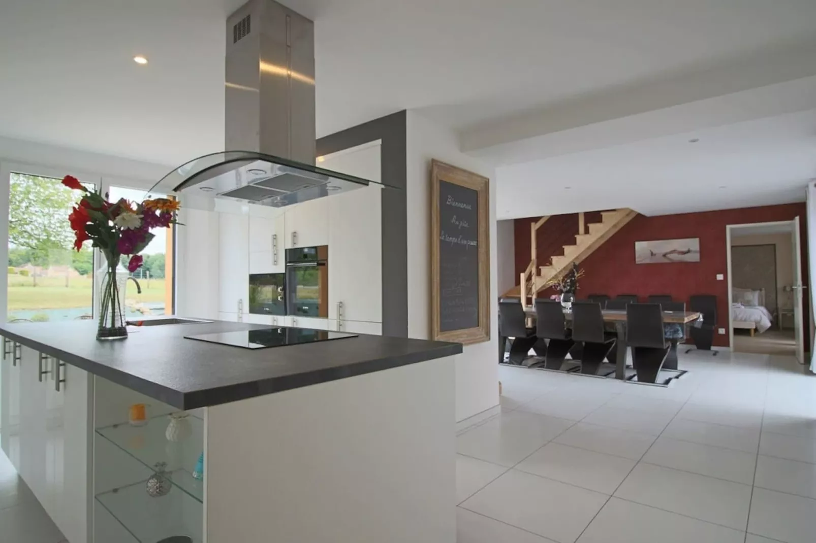 Arnage - Corner - Lodge - Piscine - Rêve au Mans-Keuken