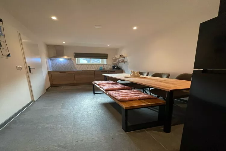 Valleyview Cottages - NR04-Eetkamer