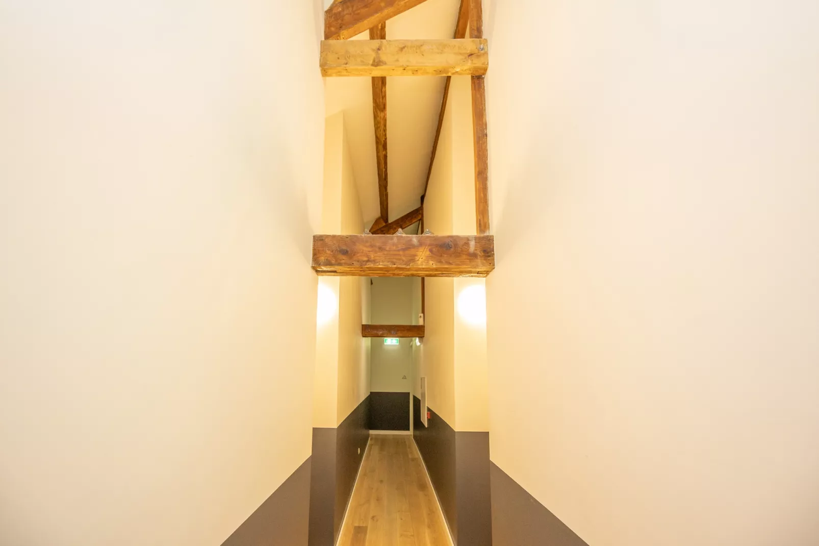 Luxe appartement Nous - Begane grond-Hal-ontvangst