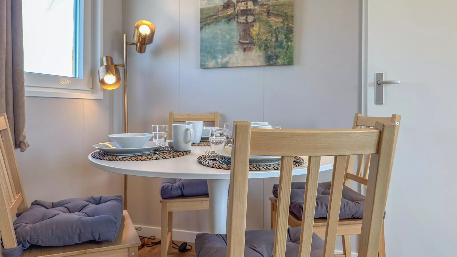Fuut 24-28-Eetkamer