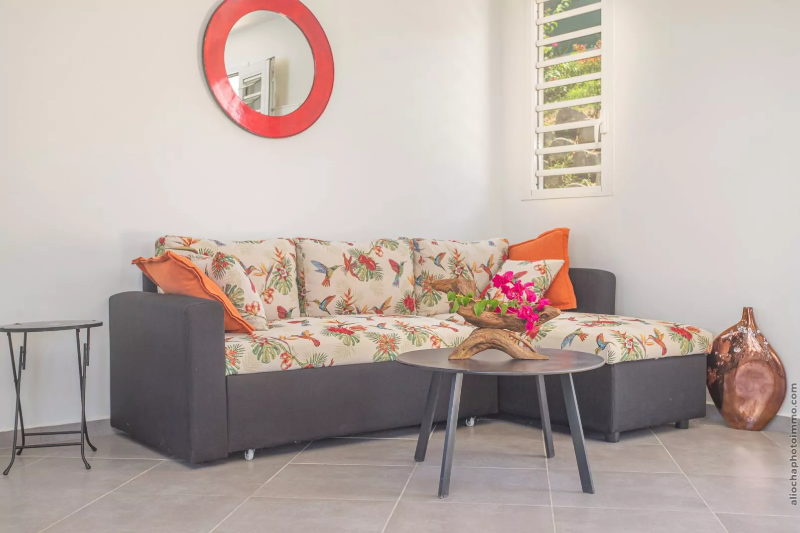 Bungalow Chic : Vue Mer & Montagne (Orange)-Woonkamer