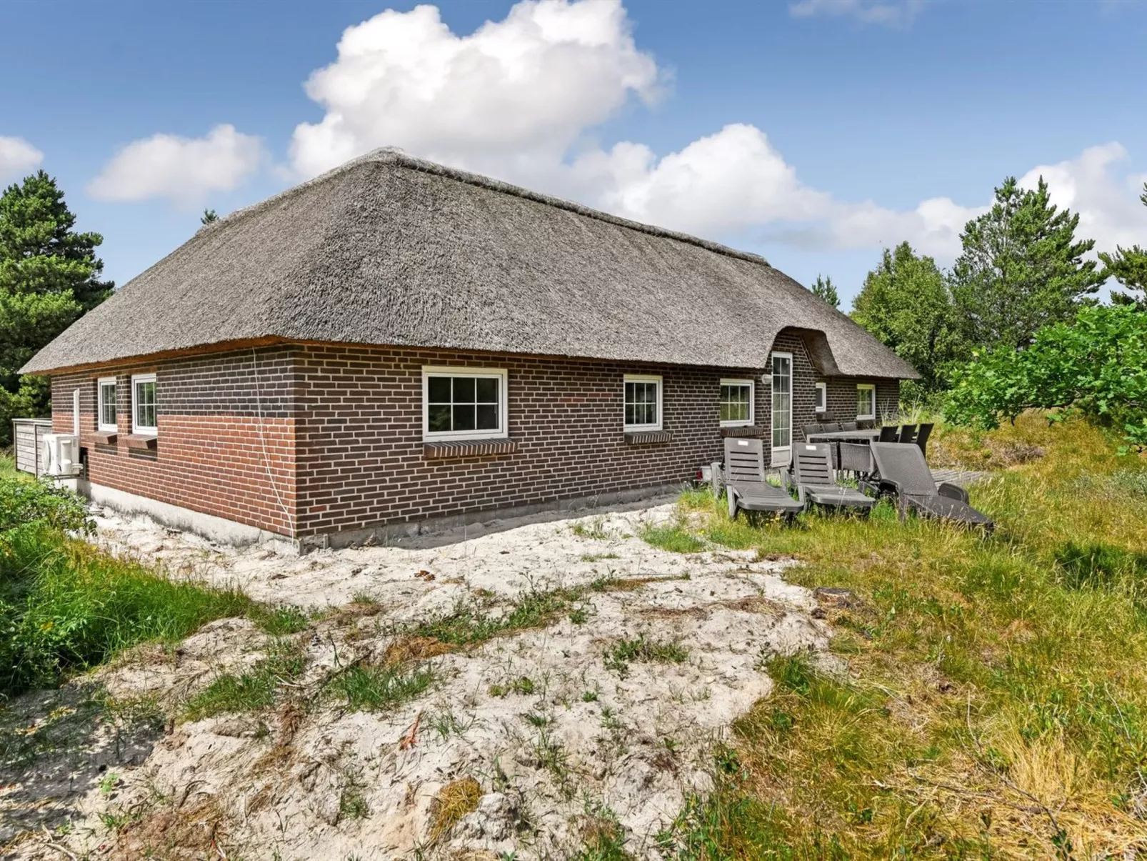 "Alisa" - 2km from the sea-Buiten