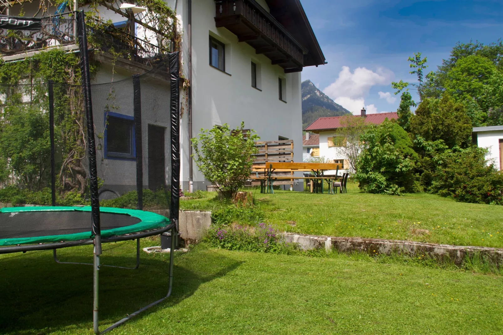 Haus Bergwald TOP 2-Tuinen zomer