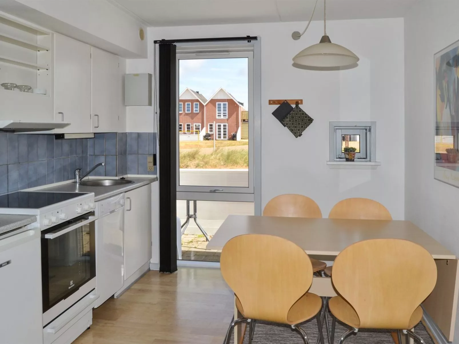 "Steffan" - 2.3km from the sea-Binnen