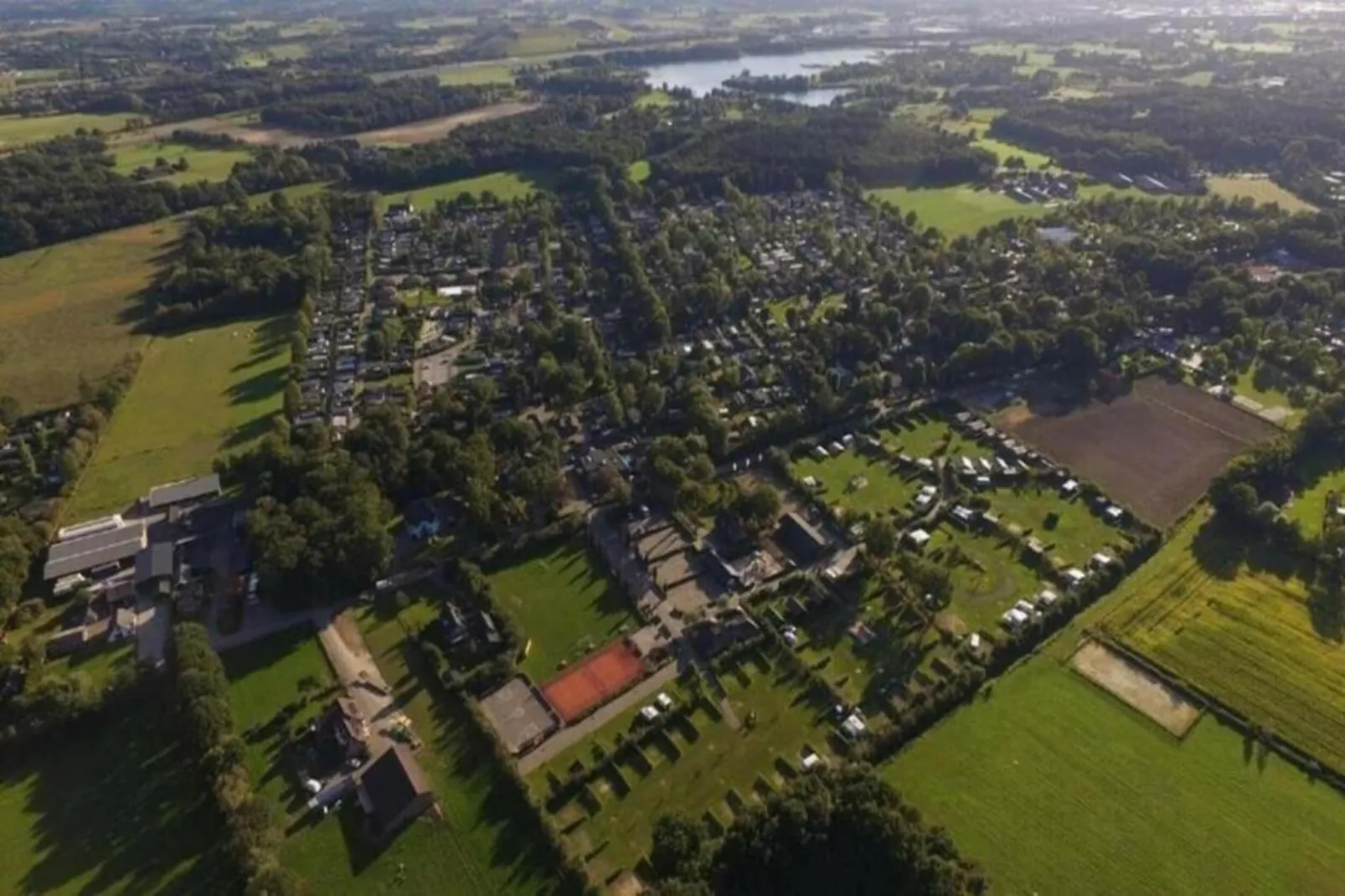 Dwergarend 17-05-Gebieden zomer 20km