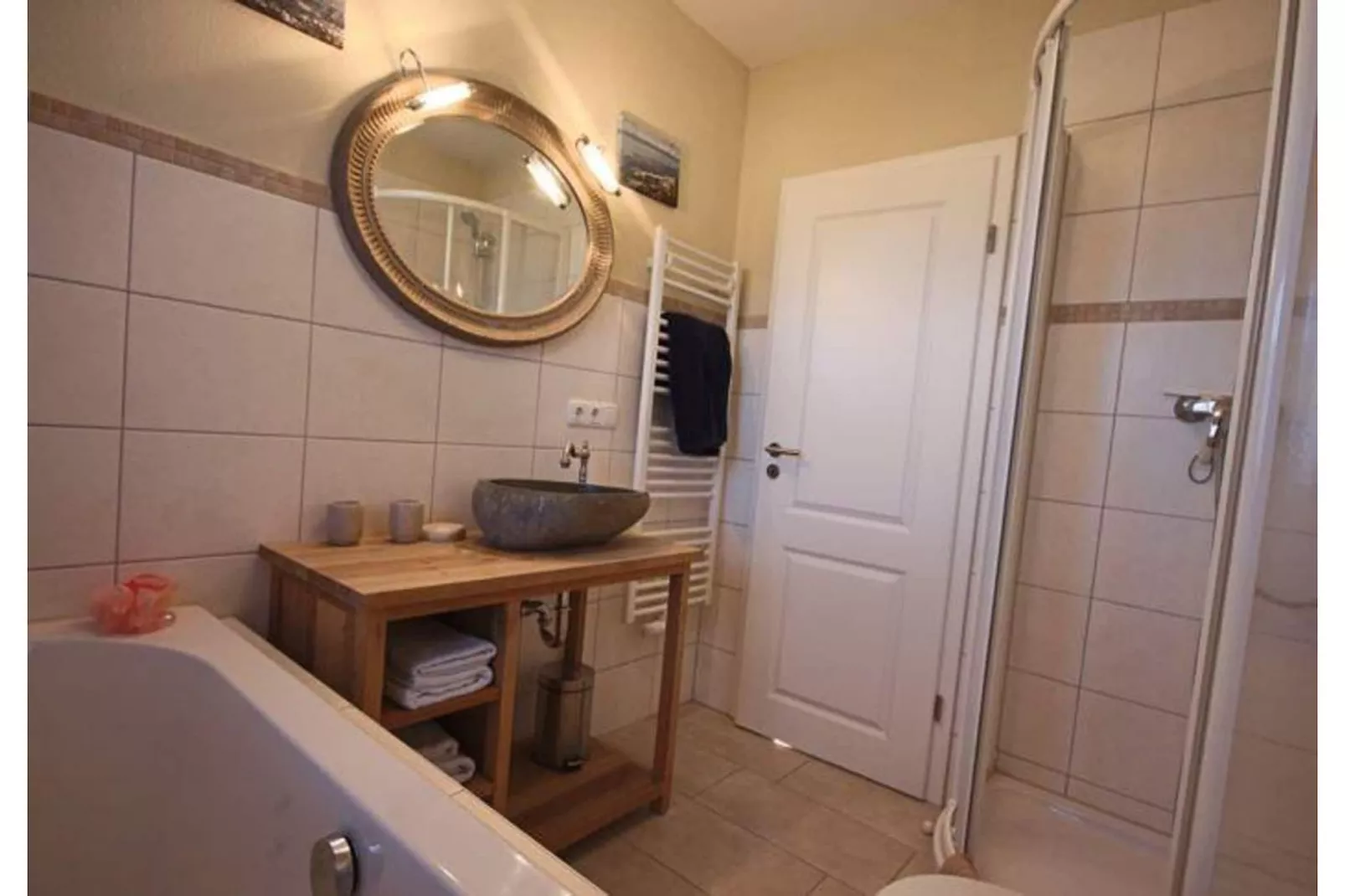 Kapitänsdeck 4 Pers 453-Badkamer