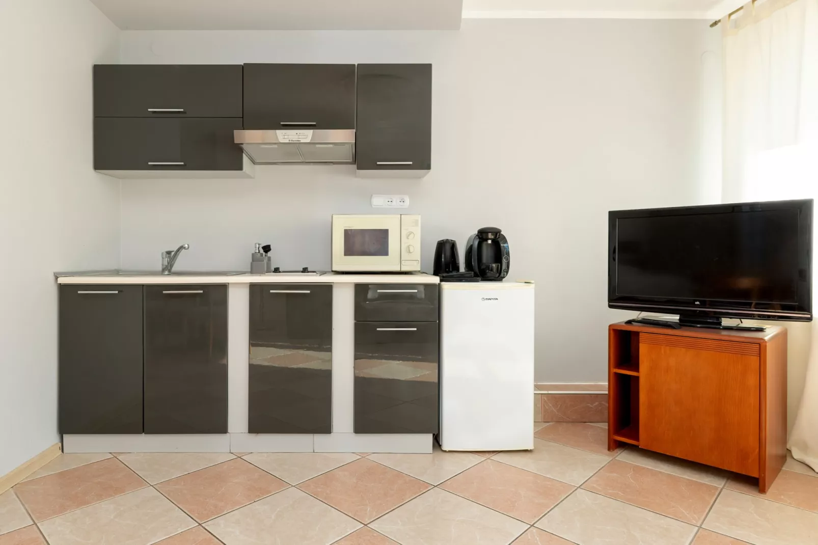 Studio wakacyjne nr 8 dla 2 osób ze śniadaniami Rewal - Keuken