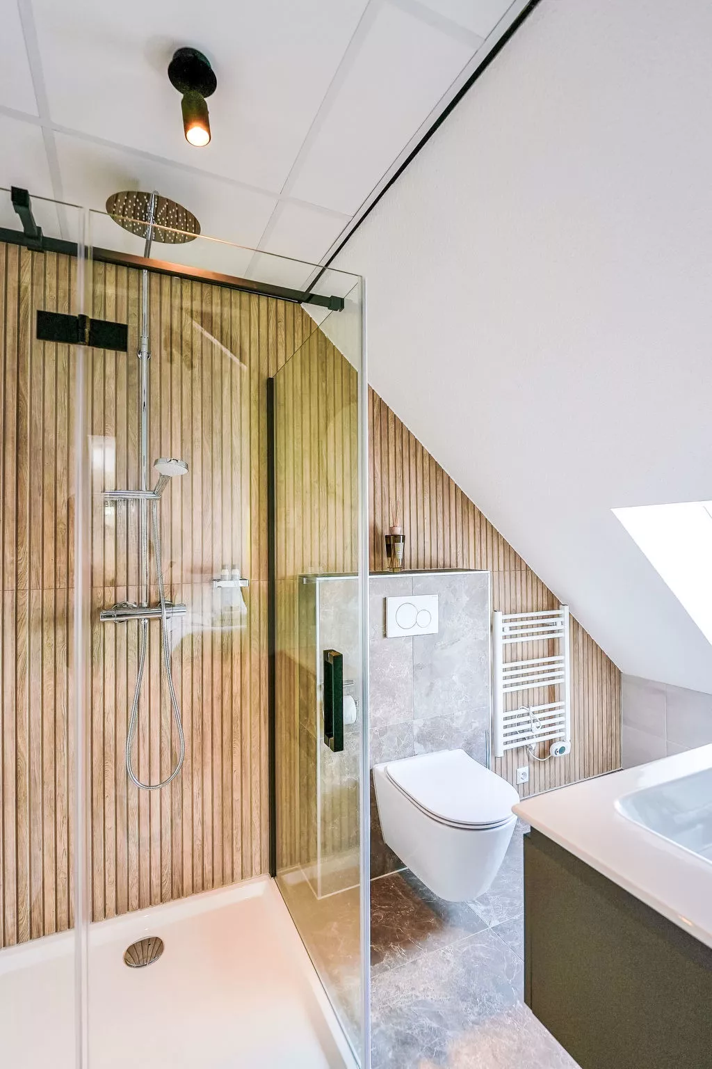 Zen Kitchen & Boutique Hotel-Binnen