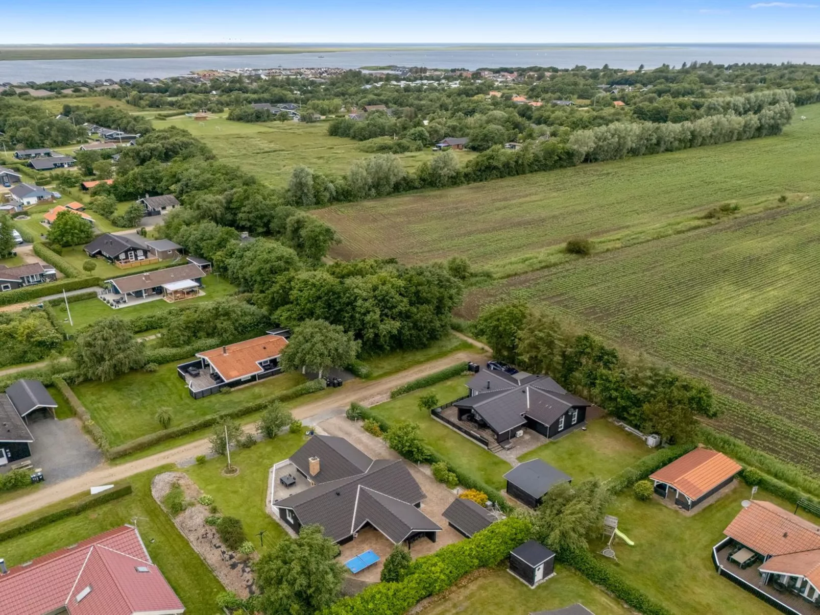 "Tinne" - 800m to the inlet-Buiten
