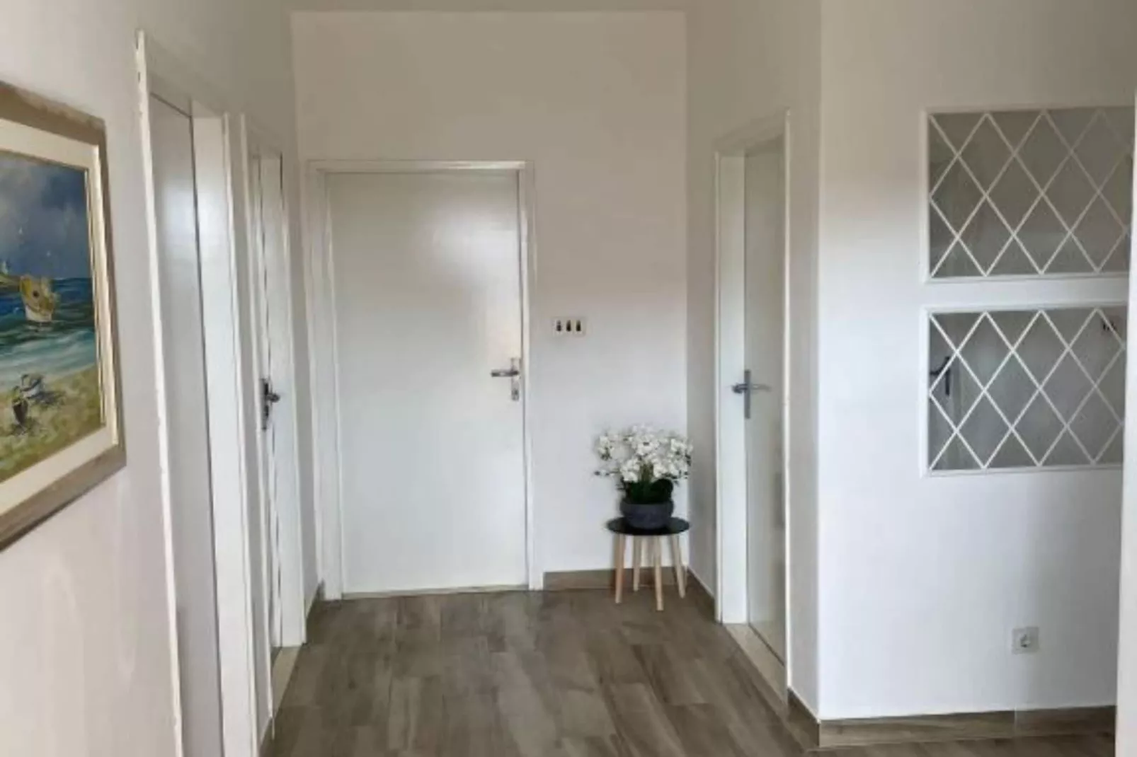 Apartment Megi - Two Bedroom Apartment with Balcony and Sea View-Binnen