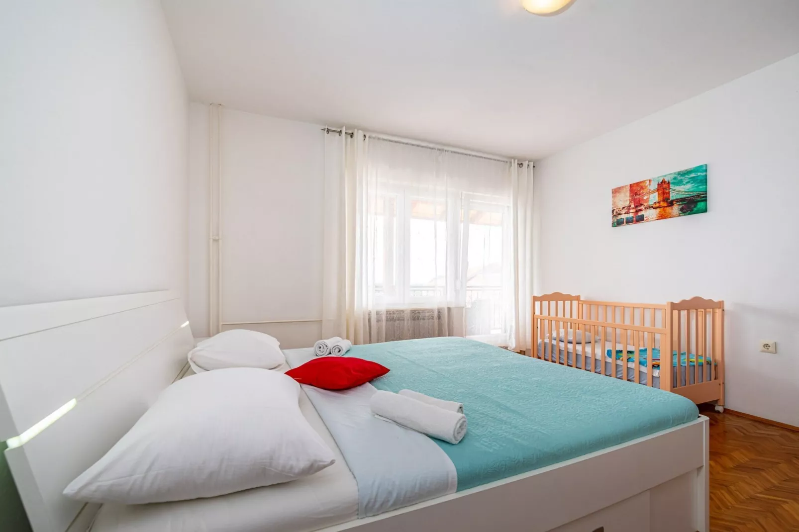 Holiday Home Villa Vesna Lux - Five Bedroom Villa with Swimming Pool-Slaapkamer